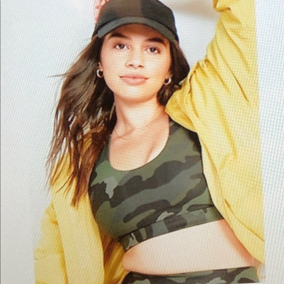 NEW PowerSoft Sports Bra Small Camo Green Padded Medium Support Women’s - Picture 3 of 16